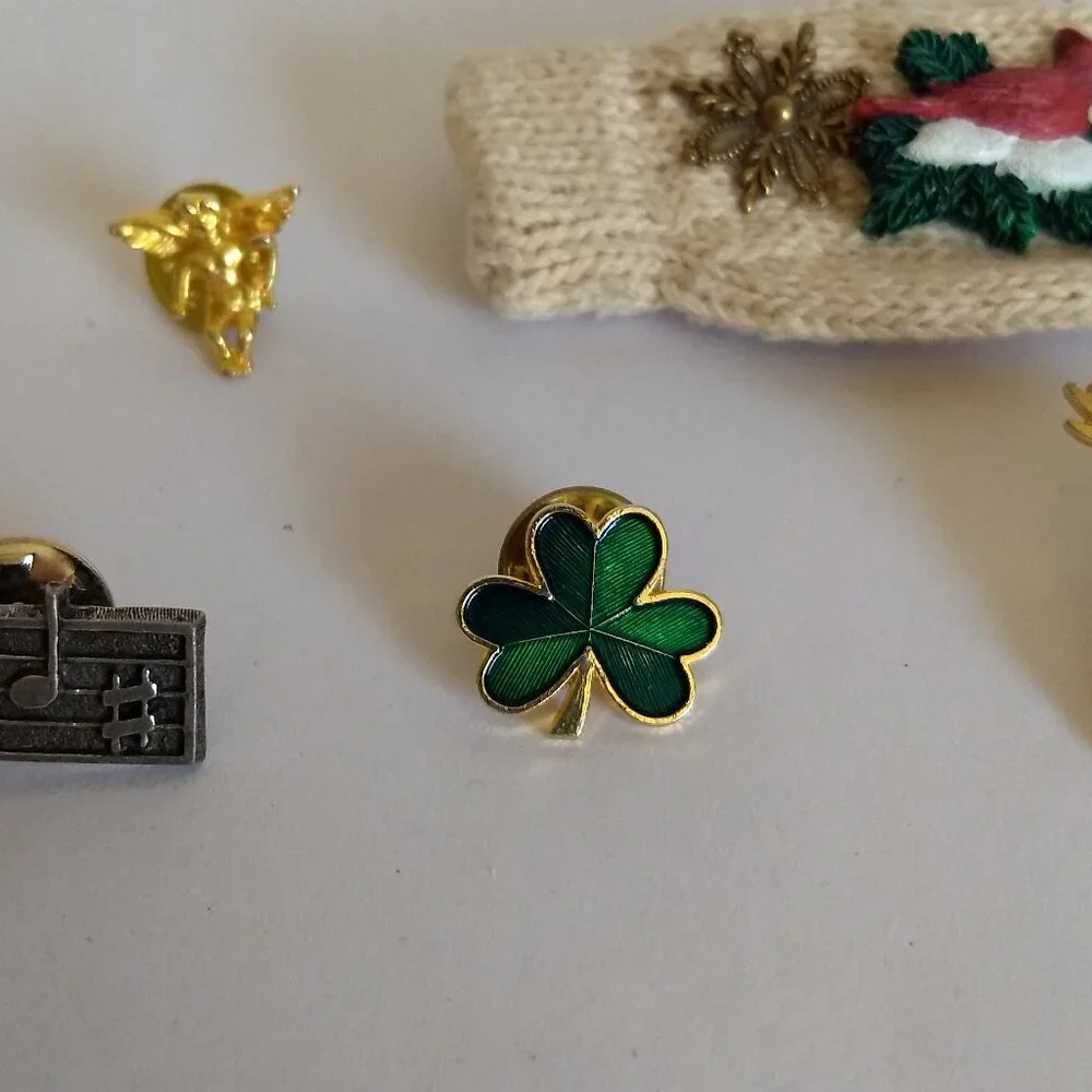 Pin Lot 6 Holiday Winter Angels Music Note Clover Gold & Silver Tones Hallmark